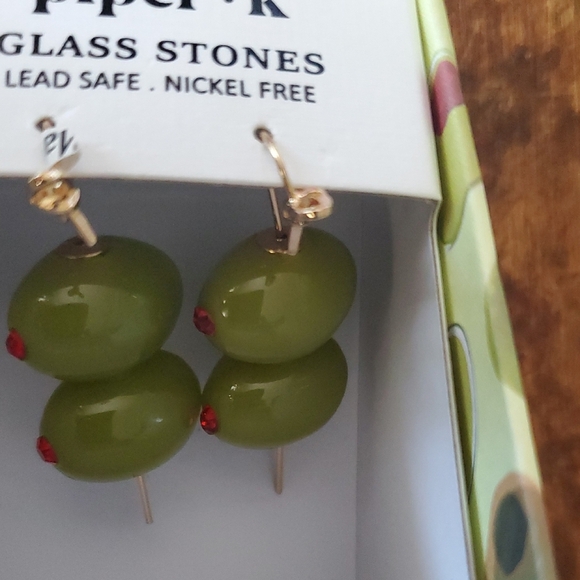 Piper Green Glass Stone Earrings - Picture 4 of 4